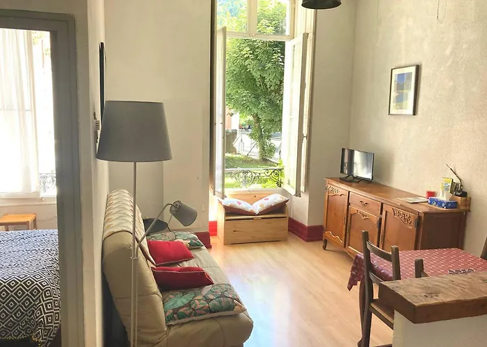 T2 Pres Centre Et Telecabine A - Fr-1-234-313